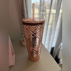 Starbucks 2023 Winter Holiday Jeweled Tumbler Cold Cup - Rose Gold 24 oz Vente